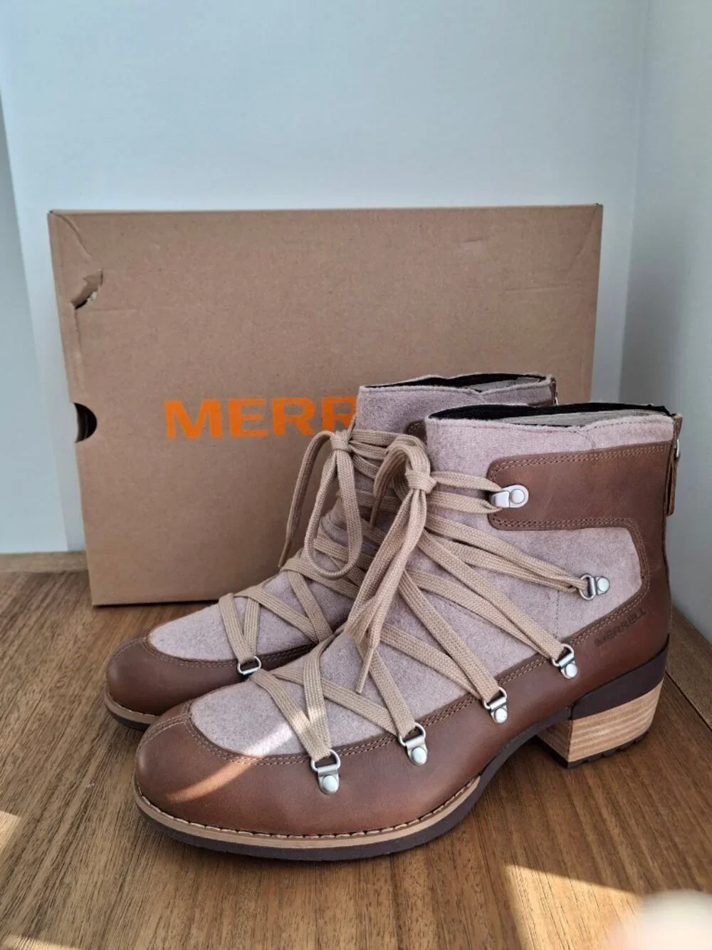 (New) Merrell – Shiloh II Warm Leather Boots (Camel) – Women's 10.5